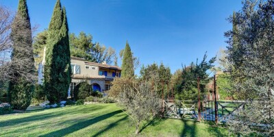 7 room  Detached House for sale in Bouc-Bel-Air, France