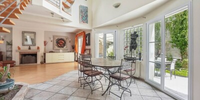 7 room  Townhouse for sale in Les Lilas, France