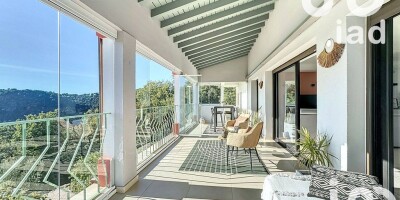 5 bedroom  Villa for sale in Grasse, France