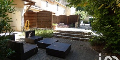 17 room  Villa for sale in Bollène, French Riviera