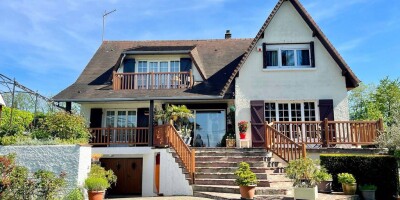 10 room  House for sale in Osny, Île-de-France