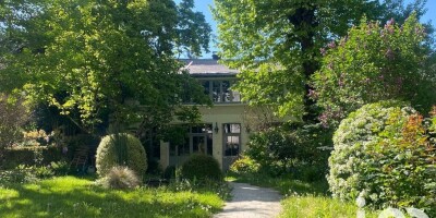 13 room  Villa for sale in Tours, France