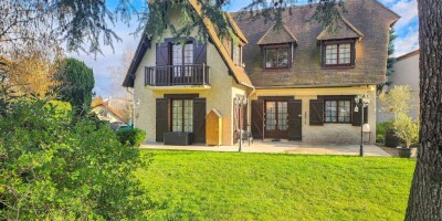 7 room  House for sale in Villebon-sur-Yvette, France
