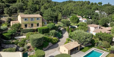 6 room  Detached House for sale in Bouc-Bel-Air, France