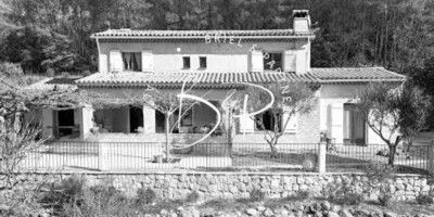 7 room  House for sale in Lorgues, French Riviera