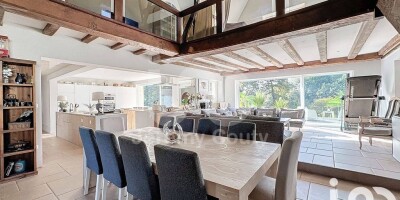 5 bedroom  Villa for sale in Guérande, France