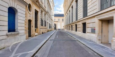 House for sale in Provence-Opéra – Grands Boulevards, Paris, Île-de-France