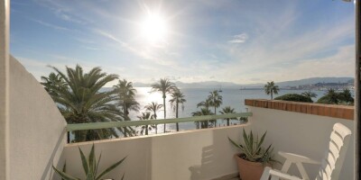4 room  Apartment for sale in Cannes, France