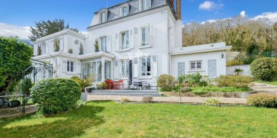 6 room  House for sale in Parmain, Île-de-France