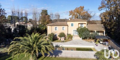 Villa for sale in Vedène, France