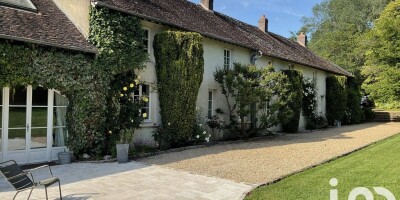 13 room  Villa for sale in Coulommiers, Île-de-France