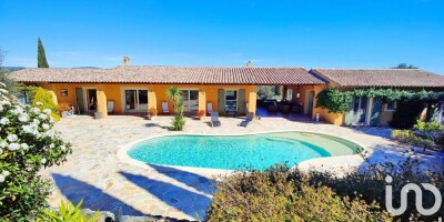 8 room  Villa for sale in Lorgues, French Riviera