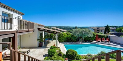 8 room Detached House for sale in Aix-en-Provence, French Riviera