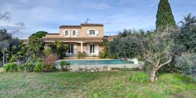 12 room  Detached House for sale in Arles, France