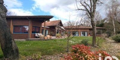 4 bedroom  Villa for sale in Biscarrosse, Nouvelle-Aquitaine