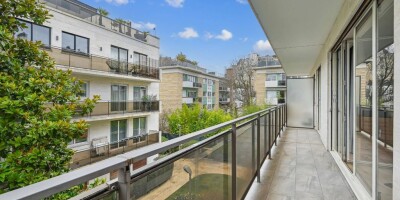 7 room  Flat for sale in Neuilly-sur-Seine, France