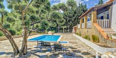 6 bedroom  Villa for sale in Sanary-sur-Mer, French Riviera