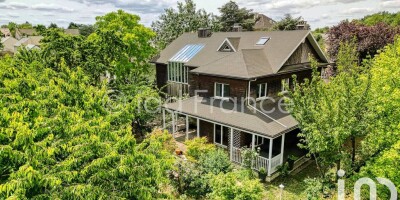 10 room  Villa for sale in Villennes-sur-Seine, Île-de-France