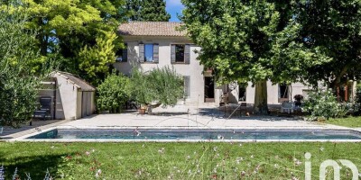 8 room  Villa for sale in Courthézon, France