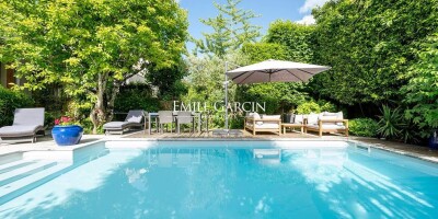 10 room  House for sale in Bordeaux, France