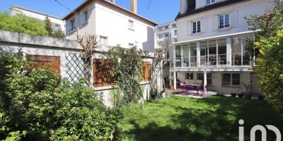 Villa for sale in Clamart, France