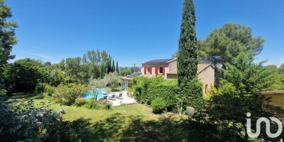 5 room  Villa for sale in Venelles, France