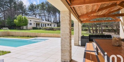 5 room  Villa for sale in Trets, French Riviera