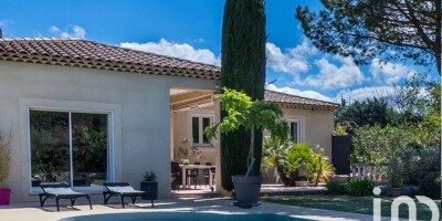 Villa for sale in Aix-en-Provence, French Riviera