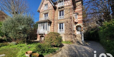 9 room  Villa for sale in Ablon-sur-Seine, France