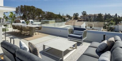 4 room  Apartment for sale in Marseille 08, France