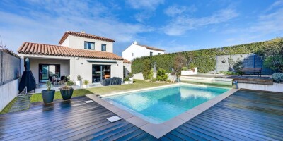 3 bedroom  Semidetached House for sale in Aix-en-Provence, France