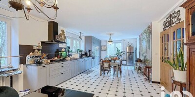 Villa for sale in Cournon, Brittany