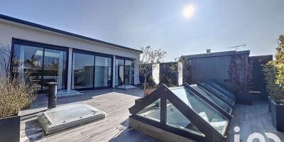 8 room  Villa for sale in Rueil-Malmaison, Île-de-France