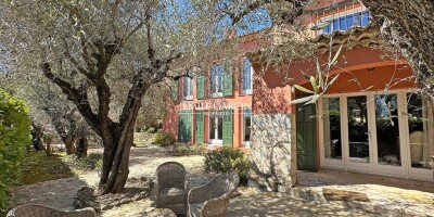 7 room  House for sale in Peymeinade, French Riviera
