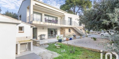 6 room  Villa for sale in La Ciotat, France