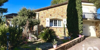 Villa for sale in Fréjus, France