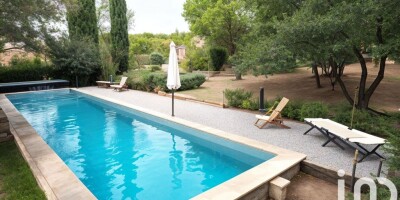 6 room  Villa for sale in Éguilles, French Riviera