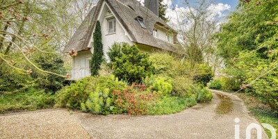 4 bedroom  Villa for sale in Villennes-sur-Seine, Île-de-France