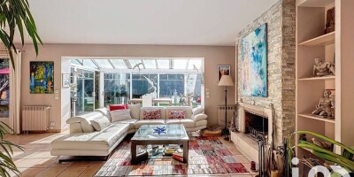 5 bedroom  Villa for sale in Chennevières-sur-Marne, France