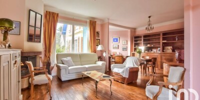 3 bedroom  Villa for sale in Saint-Cloud, Île-de-France