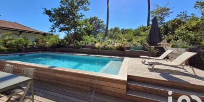 3 bedroom  Villa for sale in Biscarrosse, France