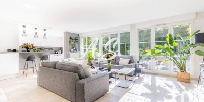 6 bedroom  Villa for sale in Verrières-le-Buisson, Île-de-France
