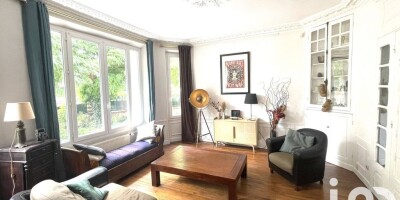 5 bedroom  Villa for sale in Brunoy, Île-de-France