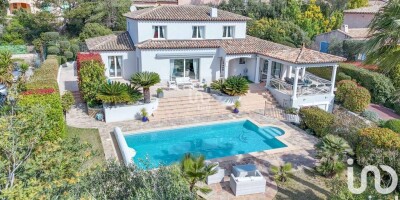 7 room  Villa for sale in Saint-Raphaël, France