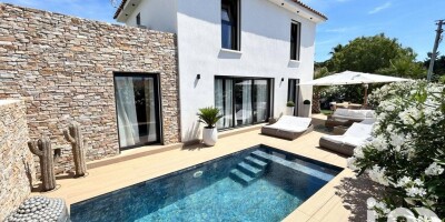 4 room  Villa for sale in Sanary-sur-Mer, France
