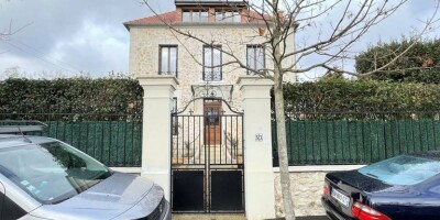 4 bedroom  Villa for sale in Champigny-sur-Marne, France