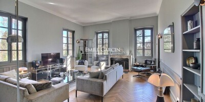4 room  Apartment for sale in Aix-en-Provence, French Riviera
