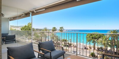 3 room  Apartment for sale in Cannes, France