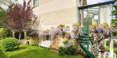 6 room  Villa for sale in Chatou, Île-de-France