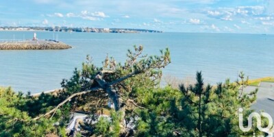 Villa for sale in Royan, Nouvelle-Aquitaine